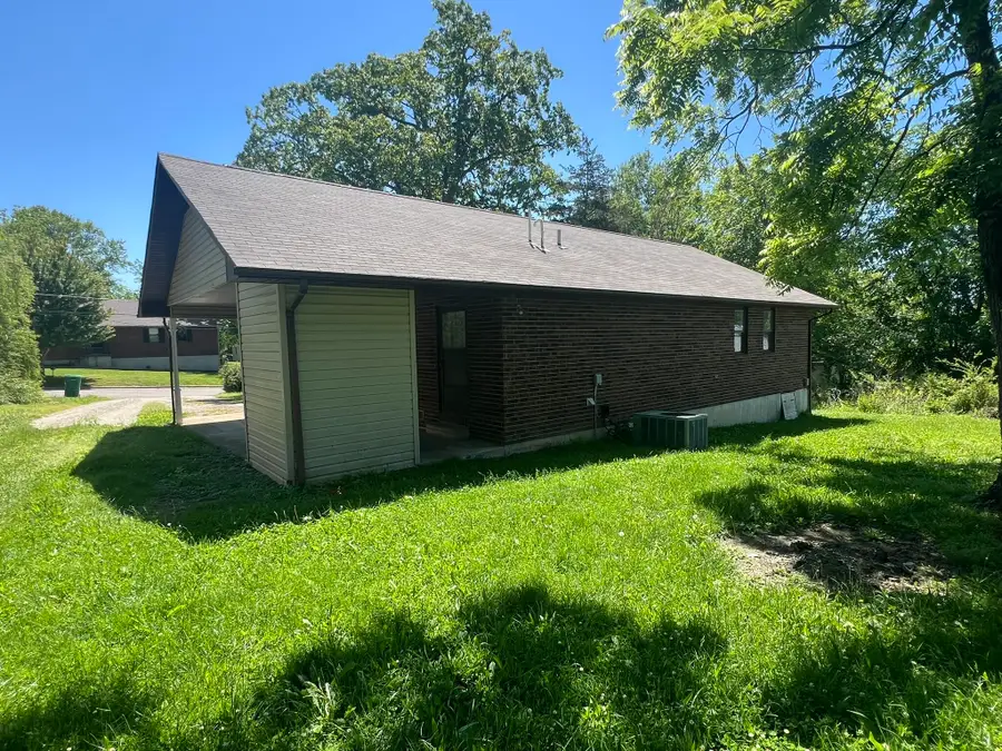 505 N Grand Street, Willow Springs, MO 65793 - #3