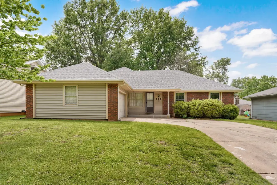 720 E Rosebrier Street, Springfield, MO 65807 - #3