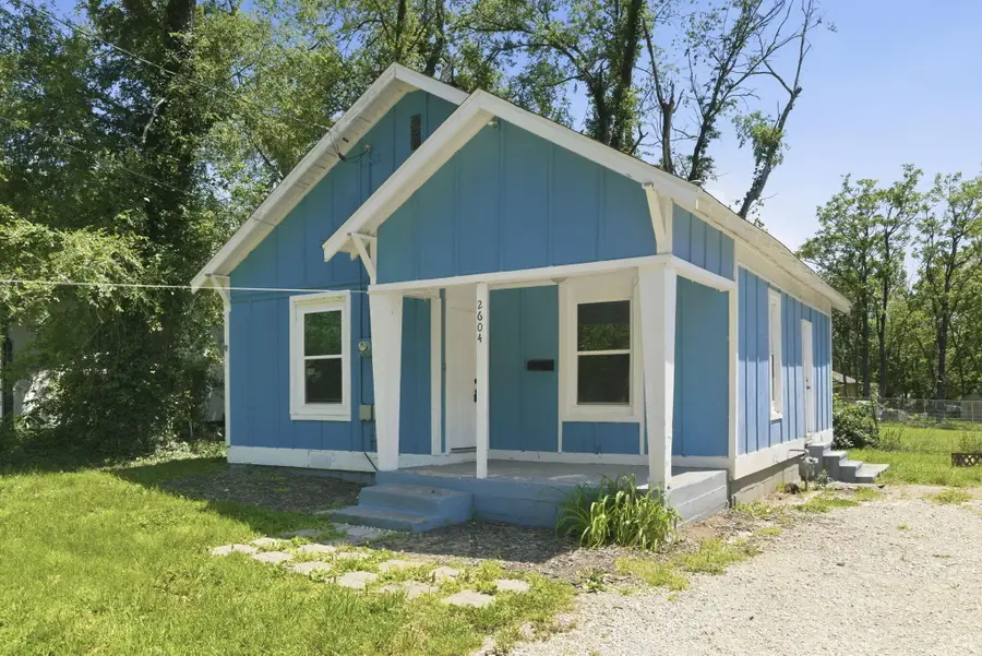 2604 W Calhoun Street, Springfield, MO 65802 - #2