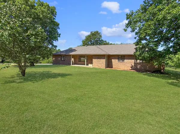 5212 Butterfield Drive, Loma Linda, MO 64804