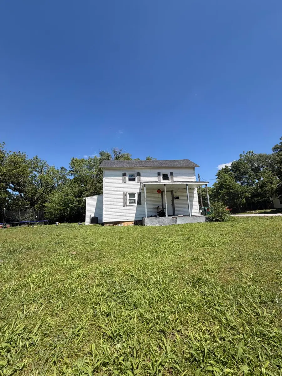 2003 N Howard Avenue, Springfield, MO 65803 - #2