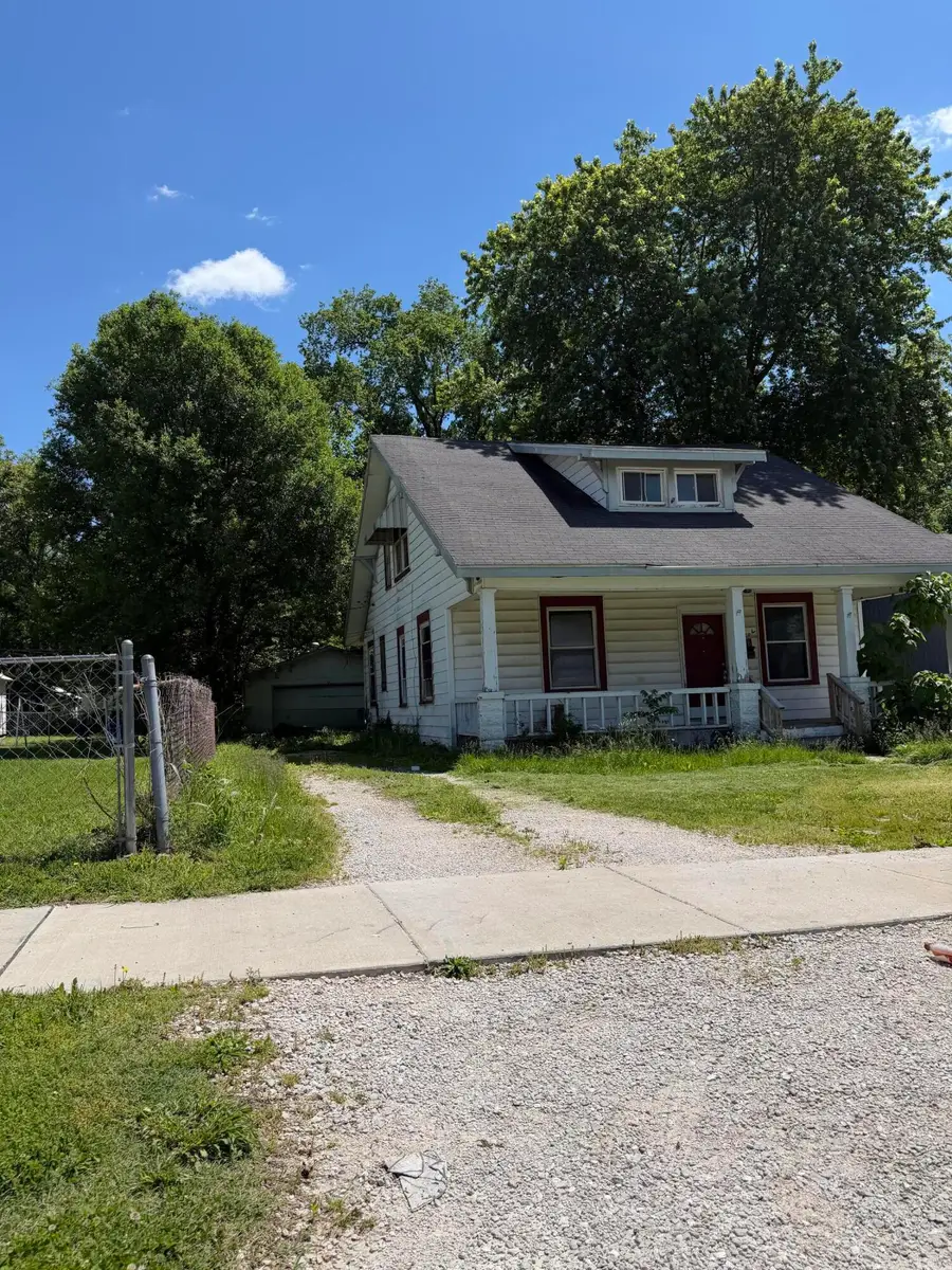 2020 N Ramsey Avenue, Springfield, MO 65803 - #3