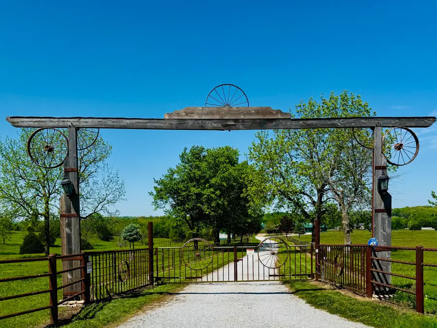 1781 W Blue Springs Road, Nixa, MO 65714 - #3