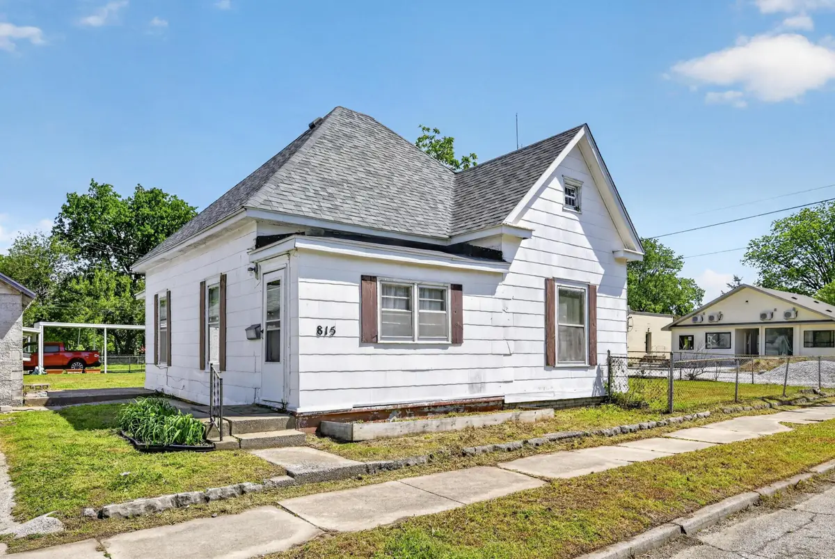 815 W 5th Street, Joplin, MO 64801 - #1