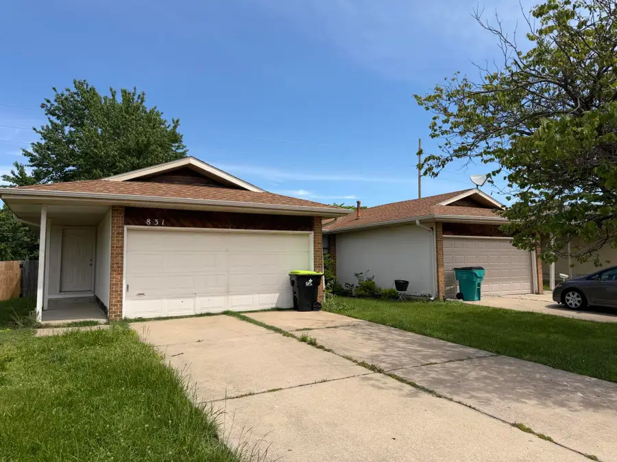 829 W Edgewood Street, Springfield, MO 65807 - #2