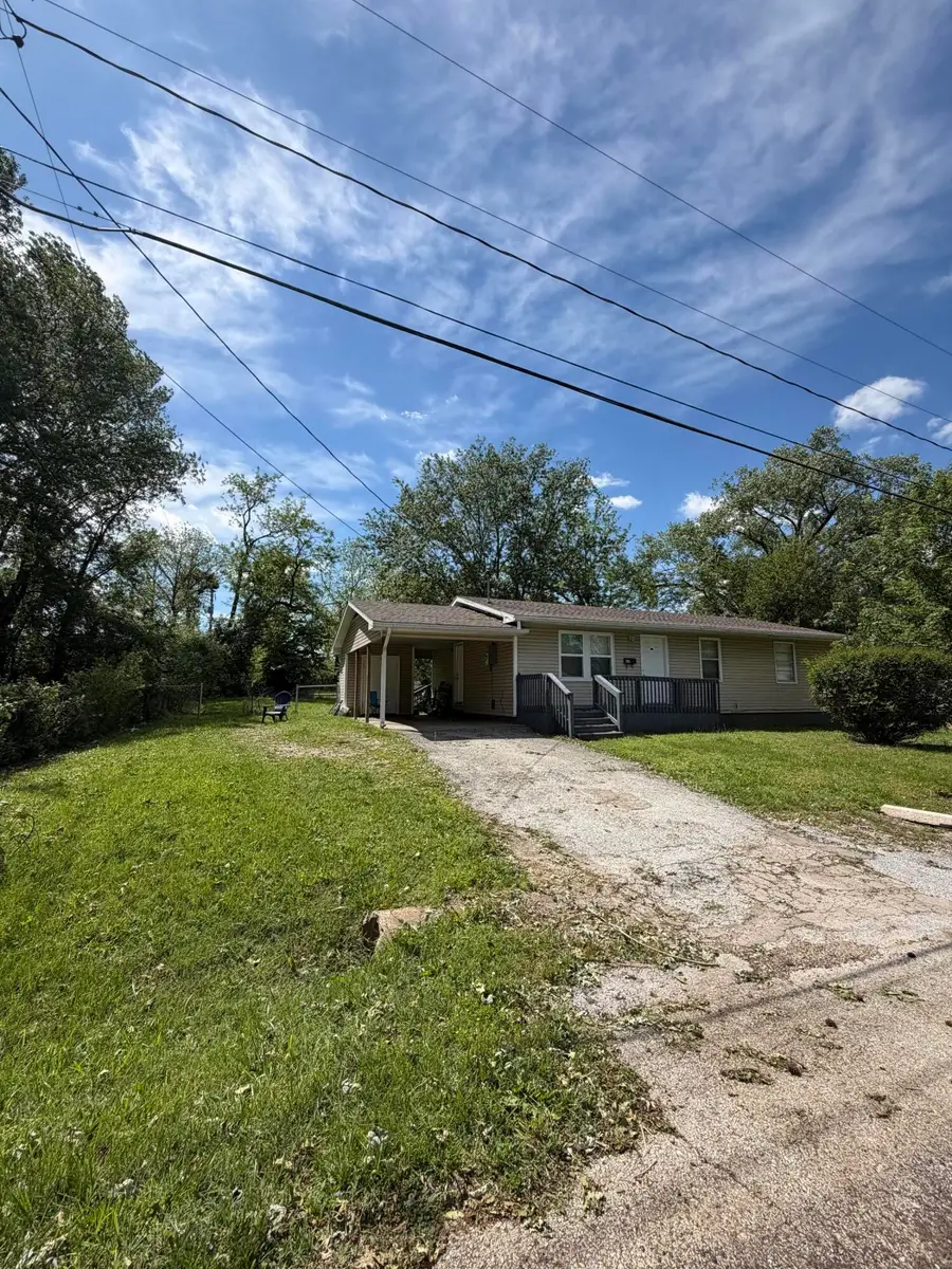 621 S Golden Avenue, Springfield, MO 65802 - #3