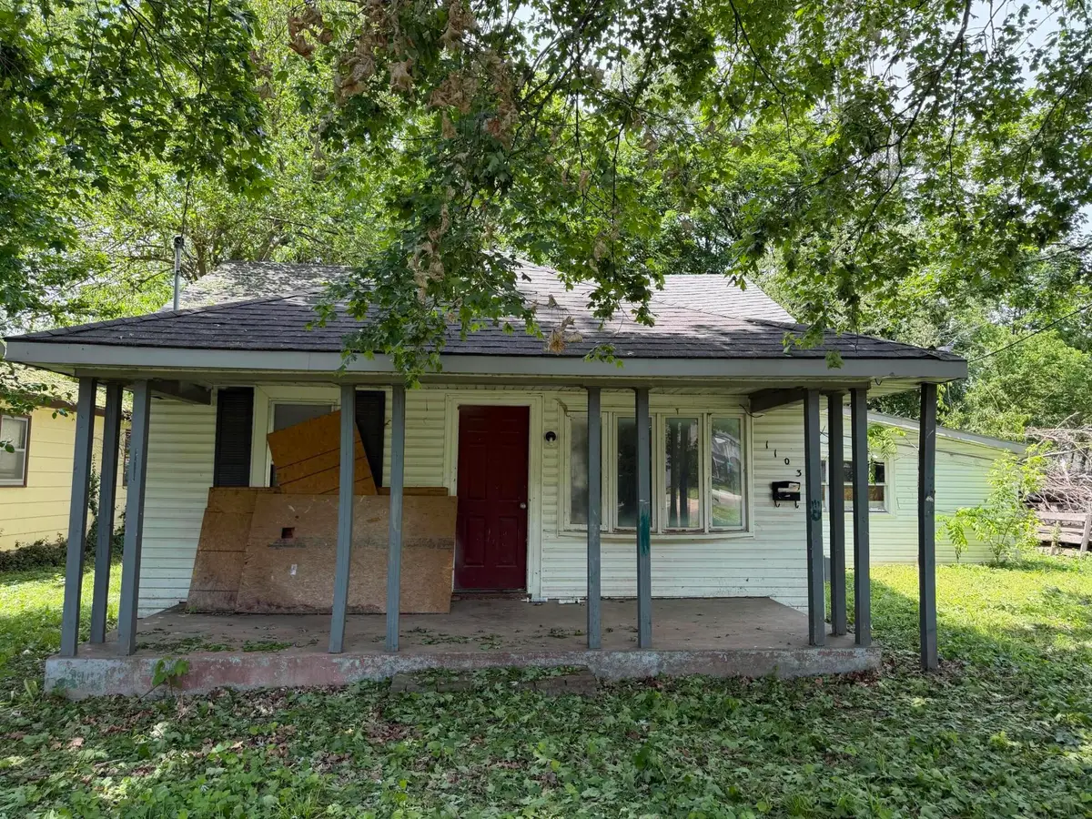 1103 N Ethyl Avenue, Springfield, MO 65802 - #1