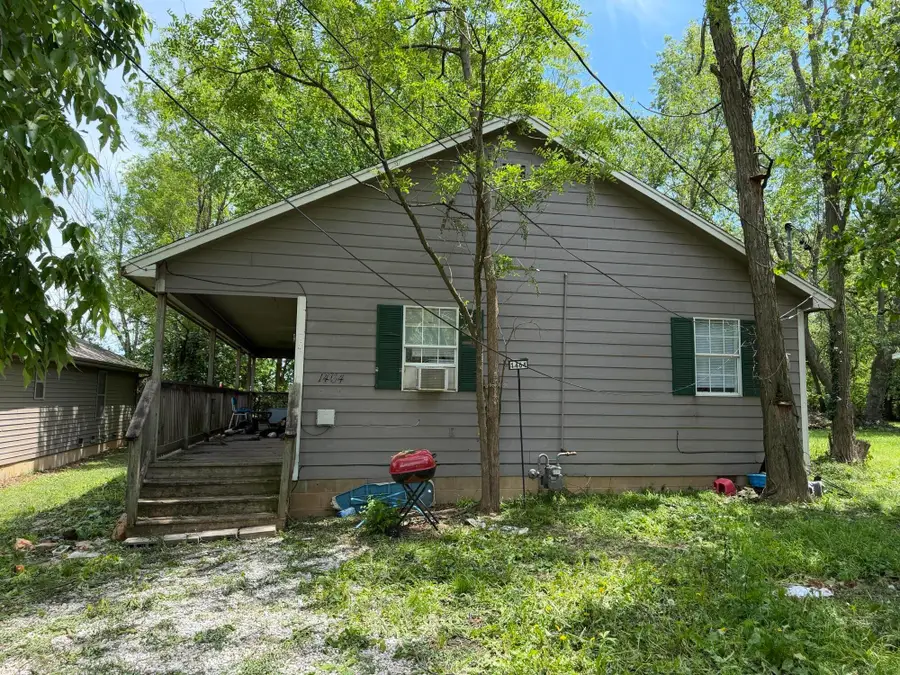 1464 N Brown Avenue, Springfield, MO 65802 - #2