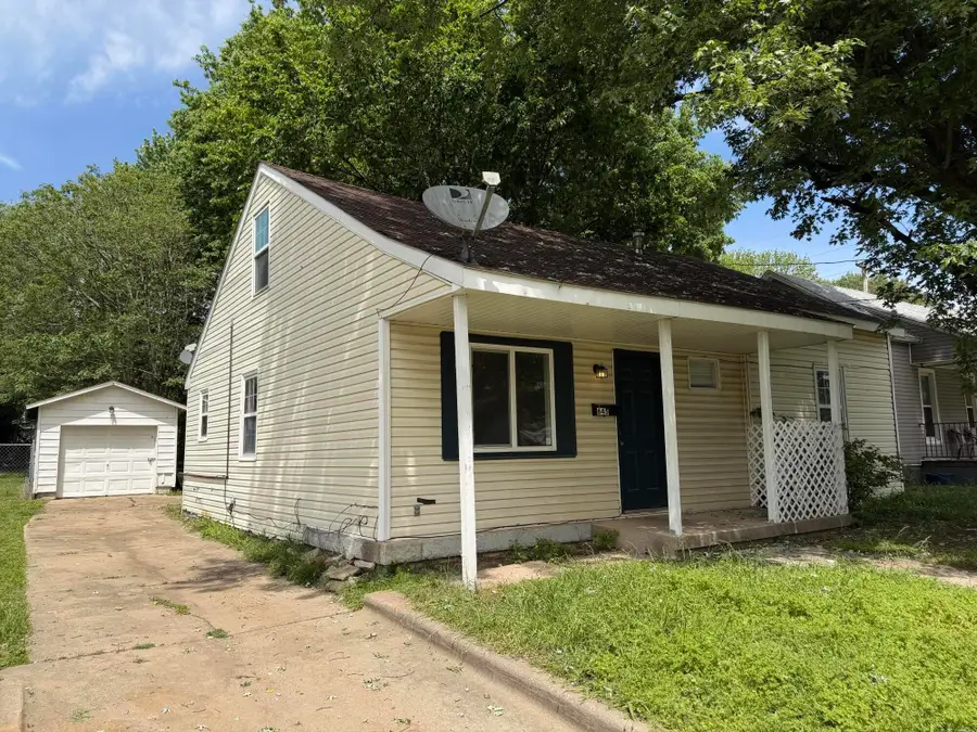 645 W Webster Street, Springfield, MO 65802 - #2