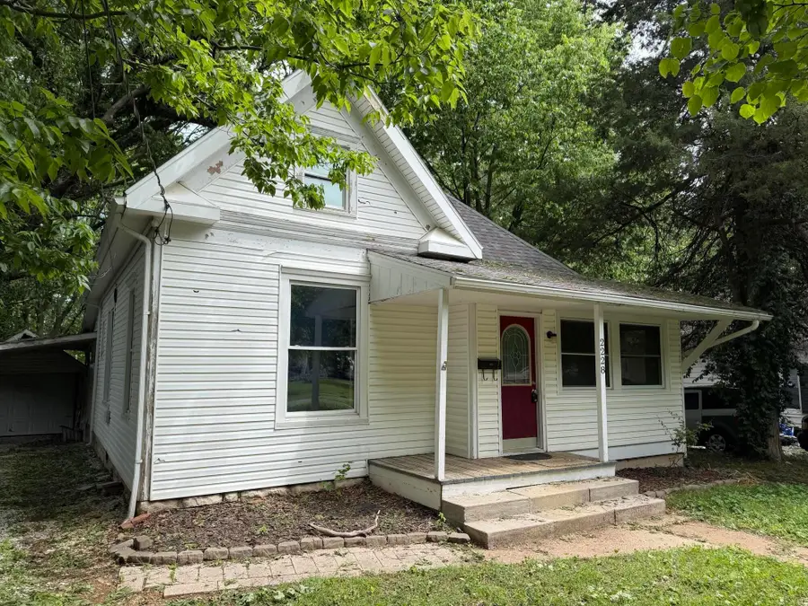 2228 N Concord Avenue, Springfield, MO 65803 - #2