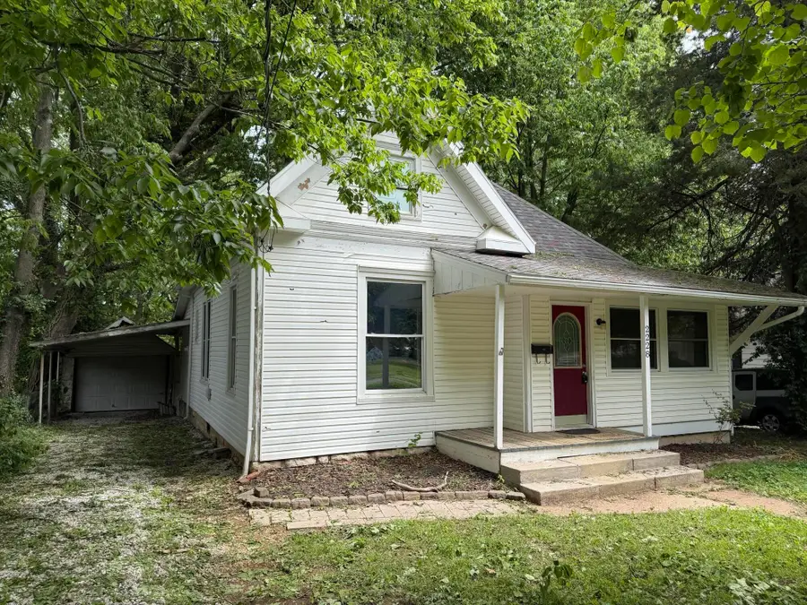 2228 N Concord Avenue, Springfield, MO 65803 - #3