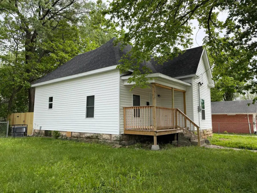 1636 N Sherman Avenue, Springfield, MO 65803 - #3