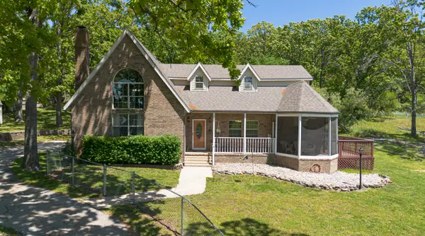 137 Hillside Loop, Marshfield, MO 65706