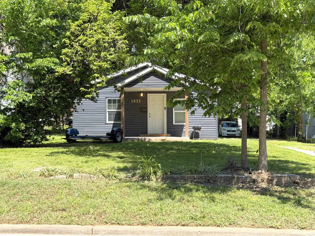 1433 E Blaine Street, Springfield, MO 65803 - #1