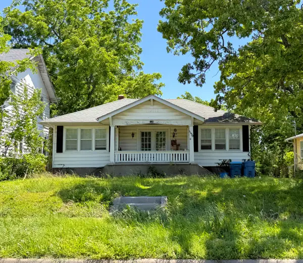 1130 N Clay Avenue, Springfield, MO 65802