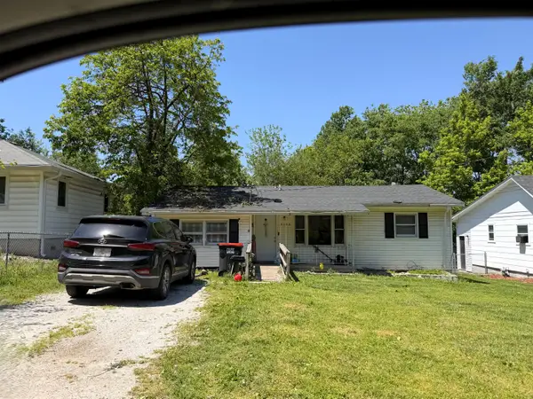 2105 N Albertha Avenue, Springfield, MO 65803