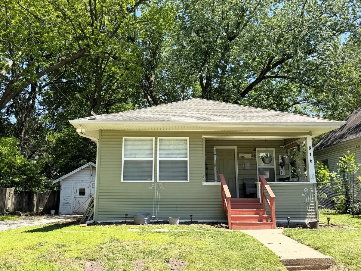 816 S New Avenue, Springfield, MO 65806 - #1
