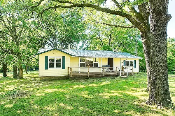 75 County Road 863, Isabella, MO 65676