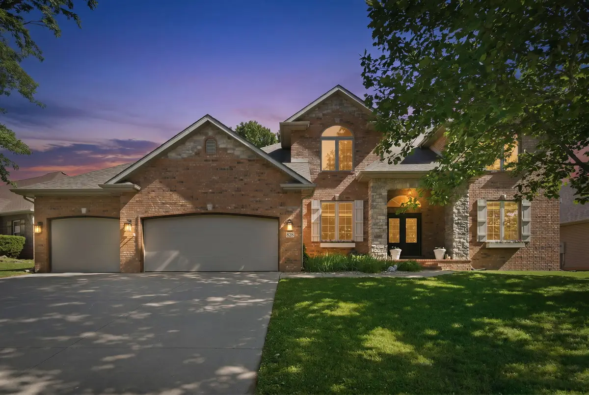 828 S Shuyler Lane, Republic, MO 65738 - #1