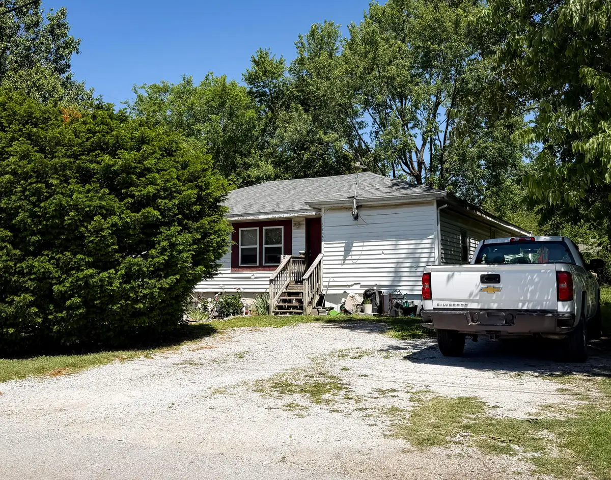 3235 W Calhoun Street, Springfield, MO 65802 - #1