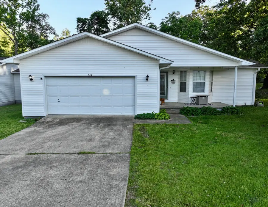 918 Montclair Drive, Poplar Bluff, MO 63901 - #2