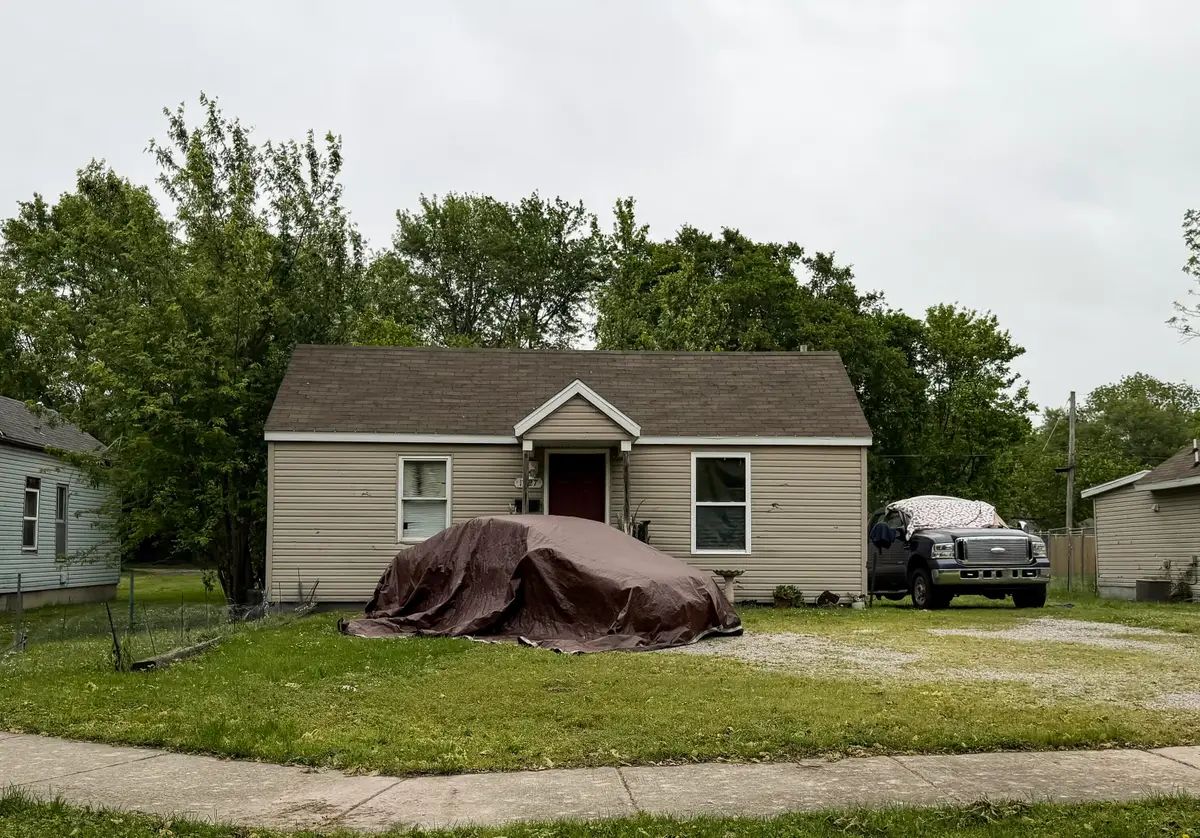1727 W Florida Street, Springfield, MO 65803 - #1