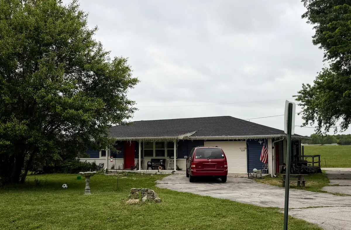 7033 W Farm Road 106, Springfield, MO 65803 - #1