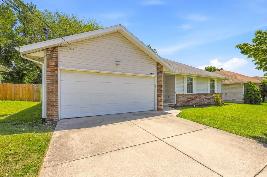 3872 S Leawood Avenue, Springfield, MO 65807 - #3