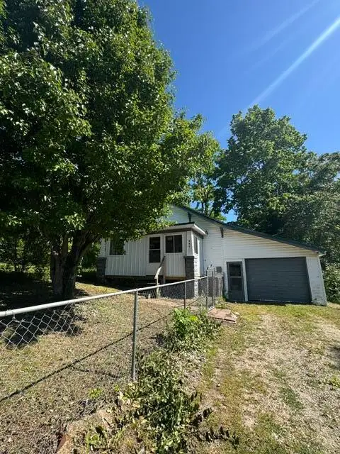 309 E Webster Avenue, Ava, MO 65608 - #1