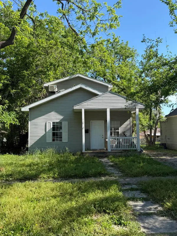 1211 W Florida Street, Springfield, MO 65803