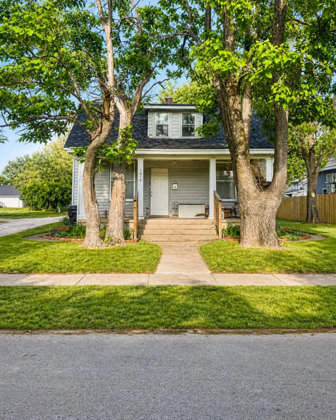 1910 N Park Avenue, Springfield, MO 65803 - #1