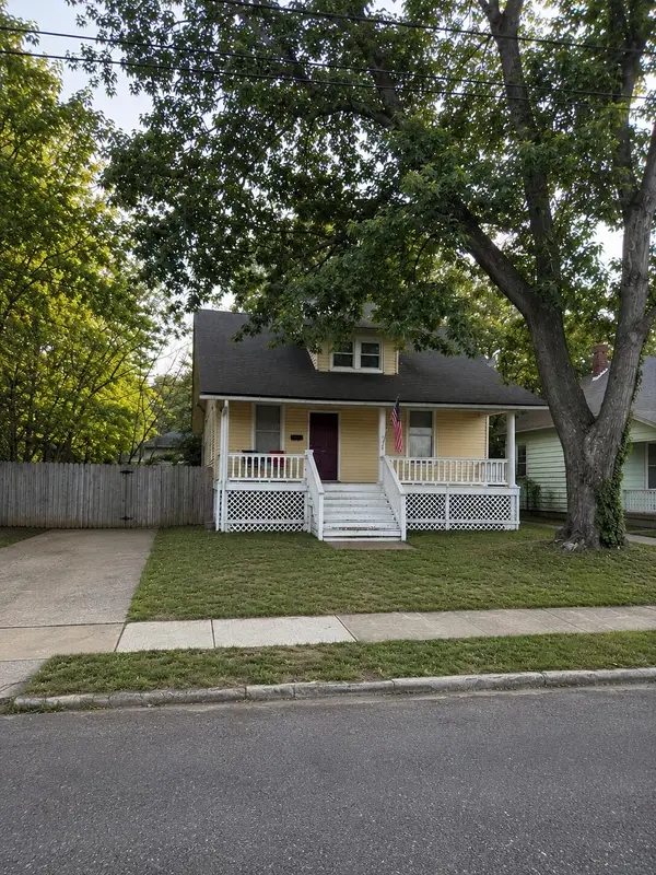 2305 N Campbell Avenue, Springfield, MO 65803