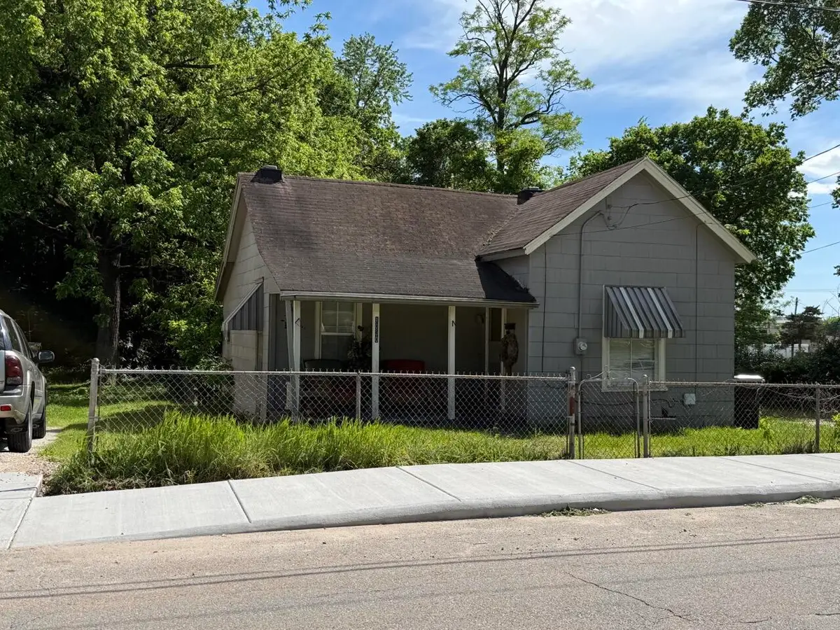 1030 W Nichols Street, Springfield, MO 65802 - #1