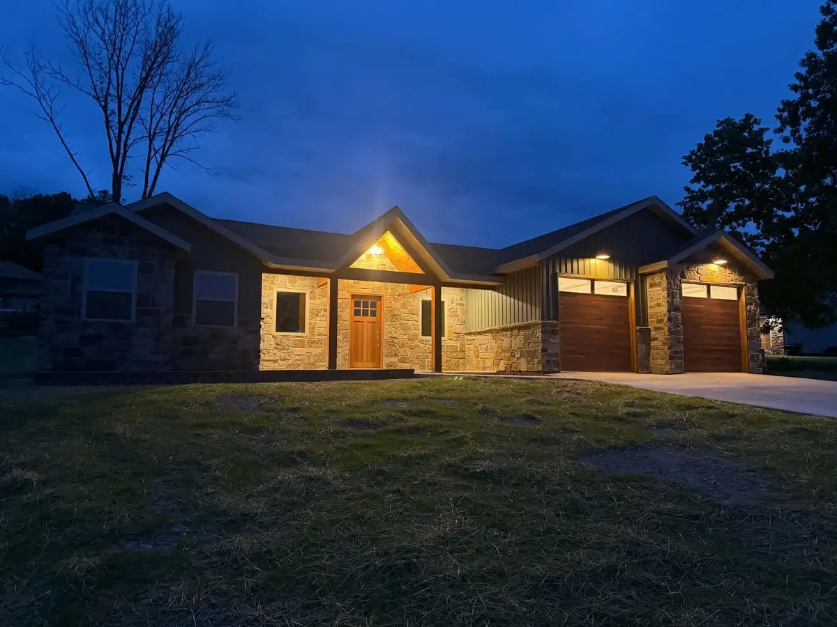 201 Juniper Avenue, Cabool, MO 65689 - #1