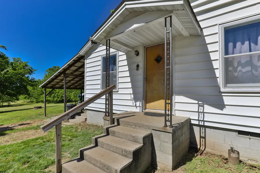 1770 W Parkview Street, Bolivar, MO 65613 - #3