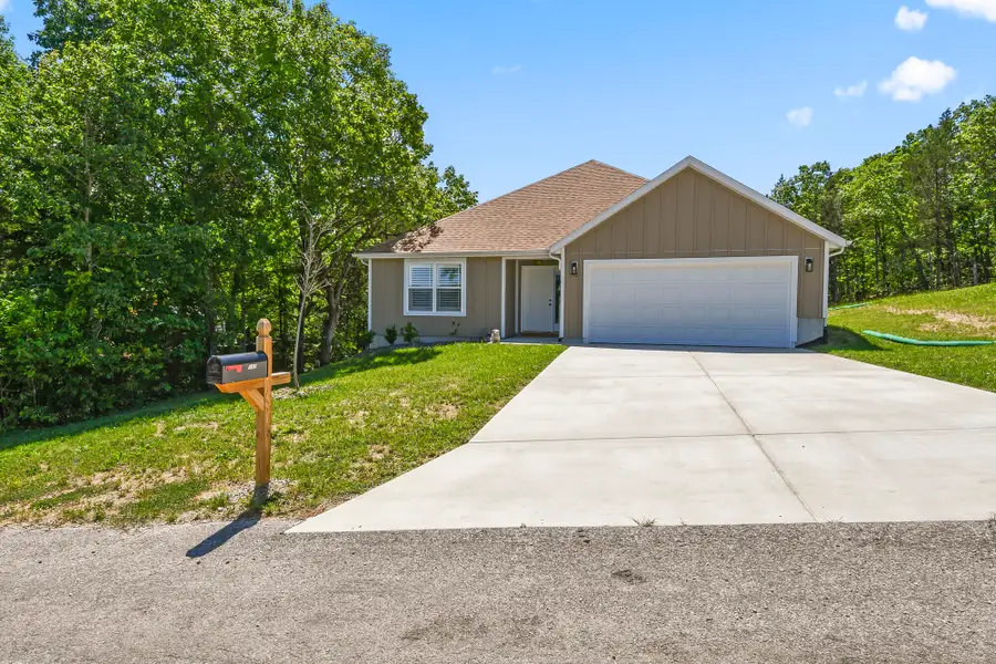 592 Pine Woods Village Drive, Hollister, MO 65672 - #3