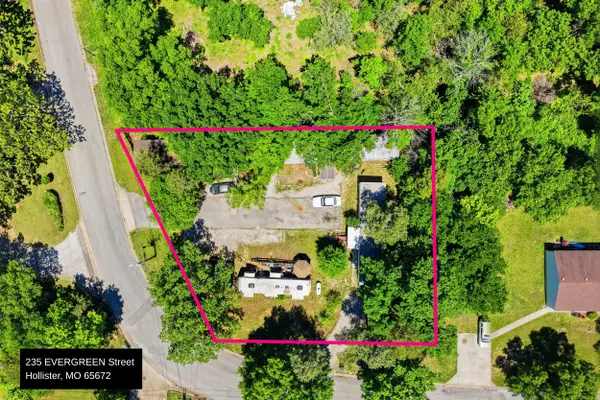 235 Evergreen Avenue #A,B,C, Hollister, MO 65672