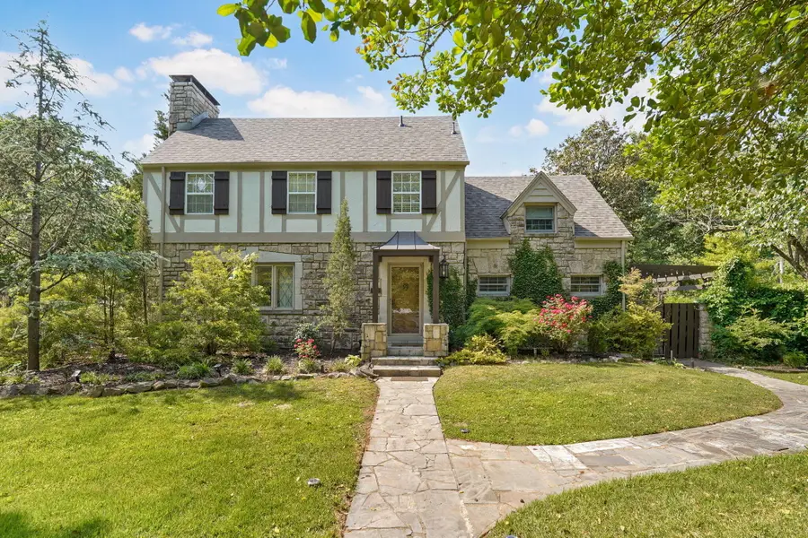 956 E University Street, Springfield, MO 65807 - #3