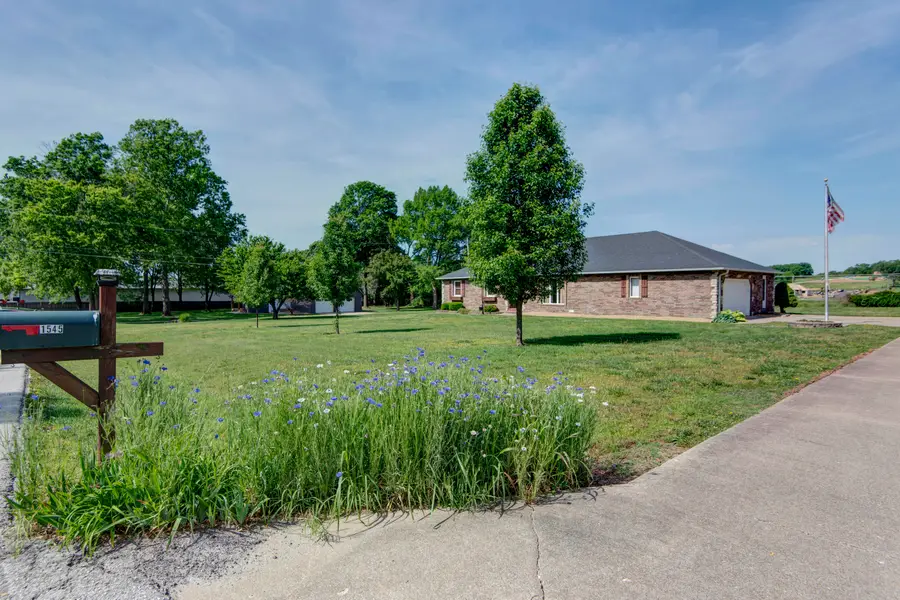 1545 S Fairwood Avenue, Springfield, MO 65809 - #2