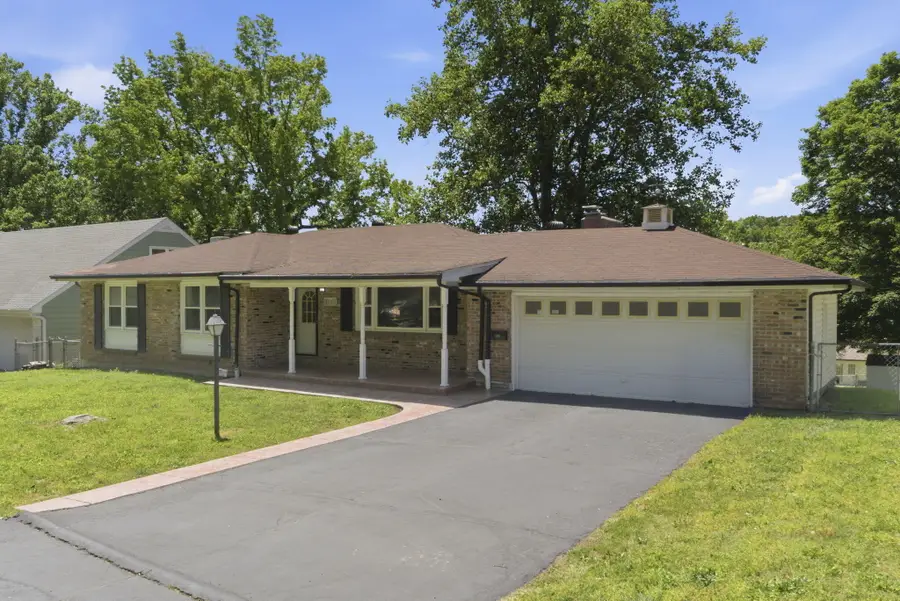 3063 S Lochlomond Drive, Springfield, MO 65804 - #3