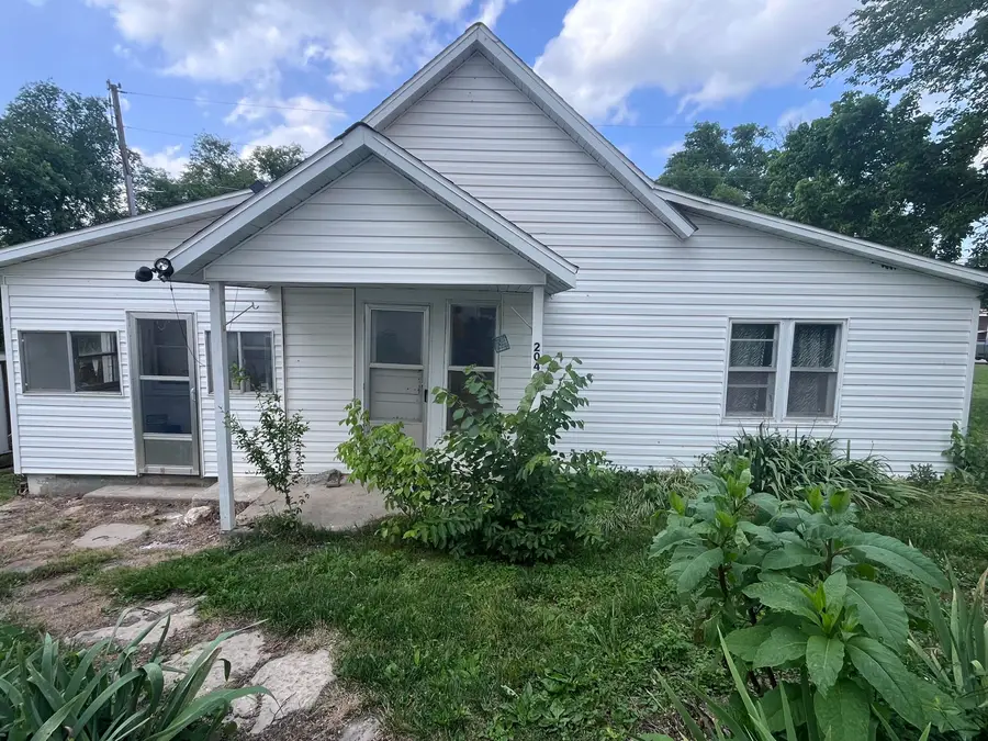 107 N Lister Street, Ava, MO 65608 - #2