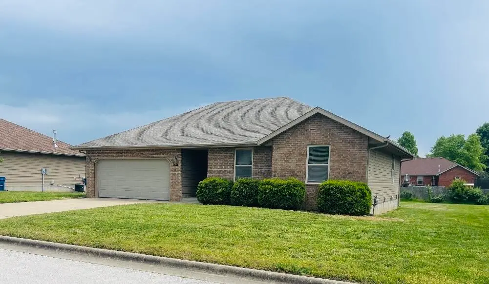 1004 E Melton Road, Ozark, MO 65721 - #1