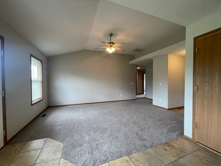 1004 E Melton Road, Ozark, MO 65721 - #3