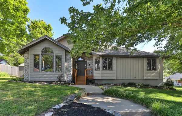 639 E Mcarthur Drive, Springfield, MO 65810