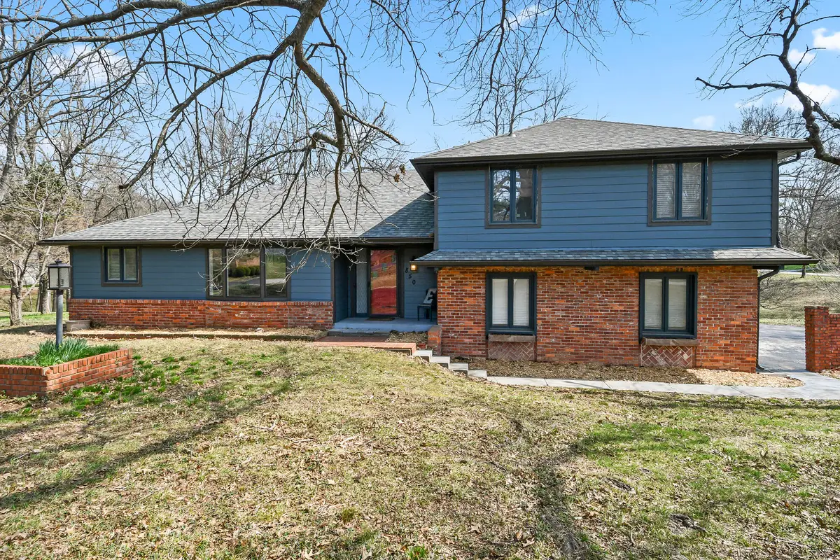 850 S Mumford Drive, Springfield, MO 65809 - #1
