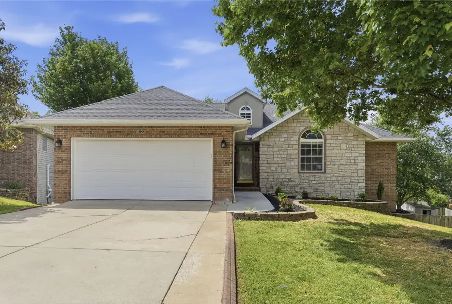 2122 W Melbourne Court, Springfield, MO 65810 - #2