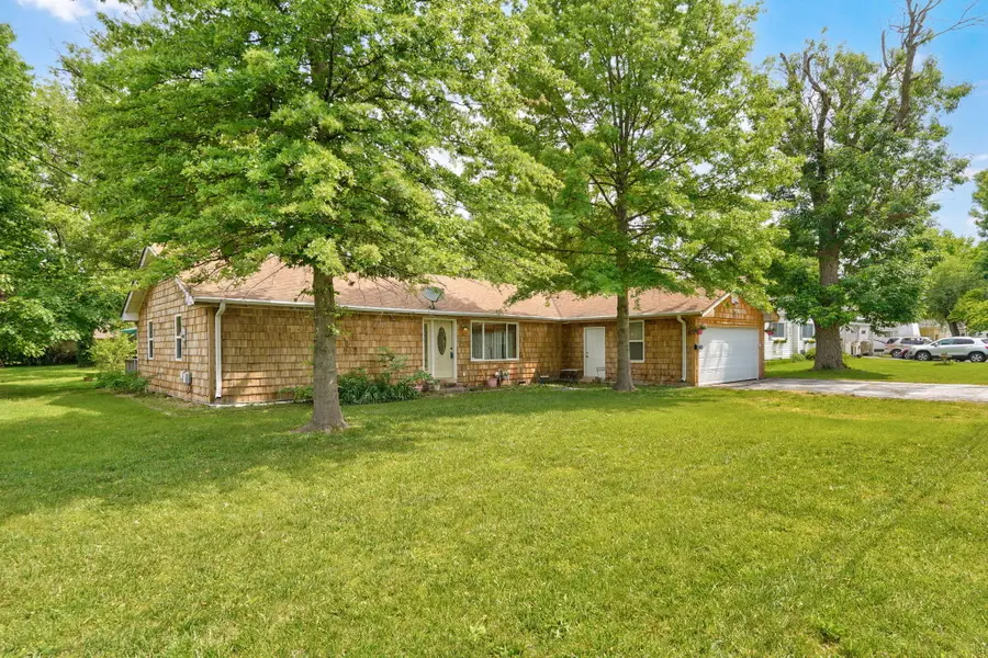 731 W Whiteside Street, Springfield, MO 65807 - #3