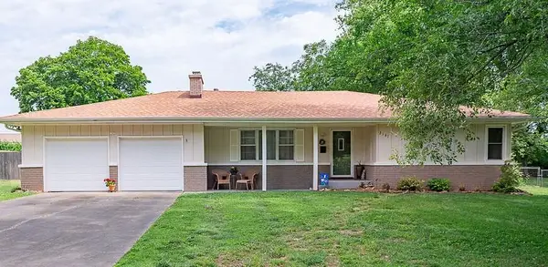 2161 E Latoka Street, Springfield, MO 65804