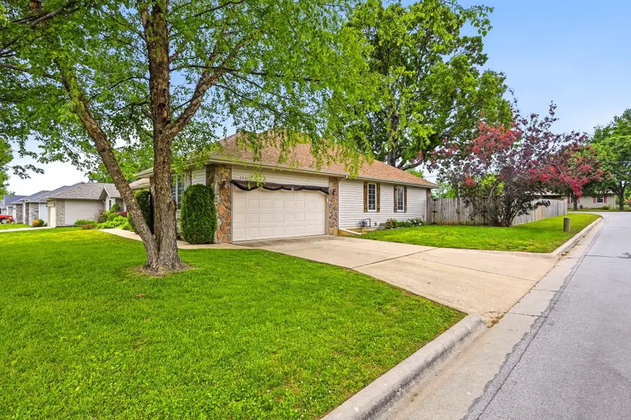 151 E Cody Drive, Rogersville, MO 65742 - #3