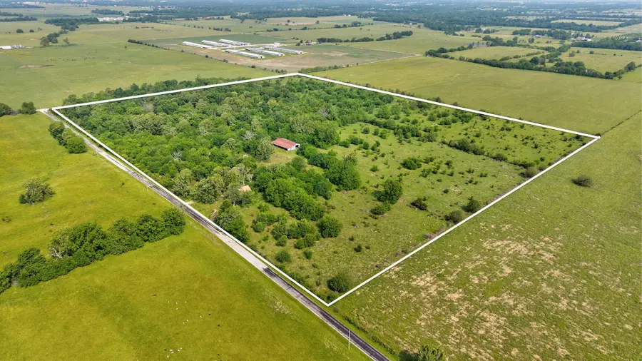 18204 Lawrence 2140, Aurora, MO 65605 - #3